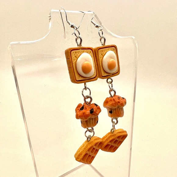Breakfast Chain Earrings - Food Earrings - Eggs, Toast, Muffin, Waffle Earrings - Picture 4 of 11